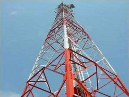 5 mobile tower seal | जळगाव येथील पिंप्राळा शिवारातील ५ मोबाईल टॉवर सील