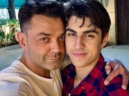 bobby deol son aryaman deol got a film offer from yashraj productions | बॉबी देओलचा मुलगा आर्यमानला ‘यशराज’ची ऑफर!!