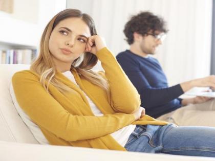 6 Things of healthy love life and relationship | पार्टनरच्या सगळ्या गोष्टींवर विश्वास ठेवताय? कुछ तो गडबड है...