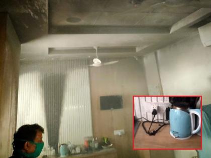 Short circuit due to water heating kettle, flare of fire in United Hospital | पाणी गरम करण्याच्या केटलीला शॉटसर्किट, युनाइटेड हॉस्पिटलमधील घटना