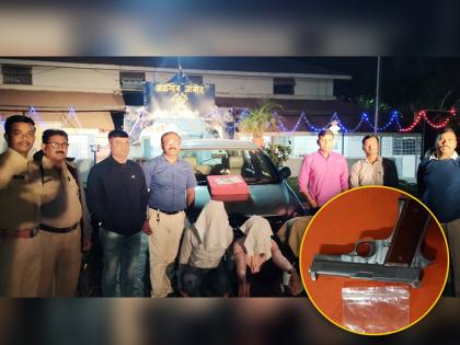 Seven live cartridges seized with country knife, four arrested; All four are absconding | देशी कट्ट्यासह सात जिवंत काडतूस जप्त, चाैघांना अटक; चाैघे फरार