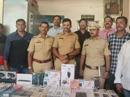 person who stole lakhs of goods from tempo was arrested from gujarat 21 lakh 60 thousand worth of goods were also seized | टेम्पोतील लाखोंचा माल चोरणाऱ्यास गुजरात मधून अटक; २१ लाख ६० हजारांचा मुद्देमाल सुद्धा हस्तगत