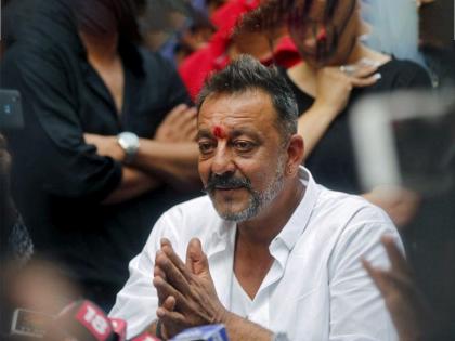 When a Fan Willed her Entire Property to Sanjay Dutt Before Her Death | Throwback : ती जग सोडून गेली आणि जाताना ७२ कोटींची संपत्ती संजूबाबाच्या नावे करून गेली, पुढे काय झालं...?