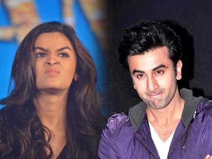 Ranbir Kapoor makes revelations about wife Alia Bhatt's sleeping positions | “परेशान हो गया हूं..”, आलियाच्या ‘या’ विचित्र सवयीमुळे रणबीर कपूर त्रासला, सांगितलं बेडरूम सीक्रेट