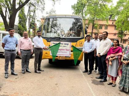 30 students from Zilla Parishad schools of Chandrapur district leave for ISRO tour | चंद्रपूर जिल्ह्यातील जिल्हा परिषद शाळांतील ३० विद्यार्थी इस्रो दौऱ्यासाठी रवाना