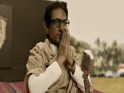 not nawazuddin siddiqui but irrfan khan was the first choice for the role of balasaheb thakre in Thackeray movie | ठाकरे या चित्रपटात नवाझुद्दीन सिद्दीकीऐवजी हा अभिनेता दिसणार होता मुख्य भूमिकेत