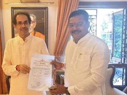 Maharashtra Vidhan Sabha 2019: AB form allotted by Shiv Sena before the alliance is announced; These 'candidates' got opportunity again | युती जाहीर होण्यापूर्वीच शिवसेनेकडून एबी फॉर्म वाटप; 'या' 9 उमेदवारांना उद्धव ठाकरेंनी दिली संधी