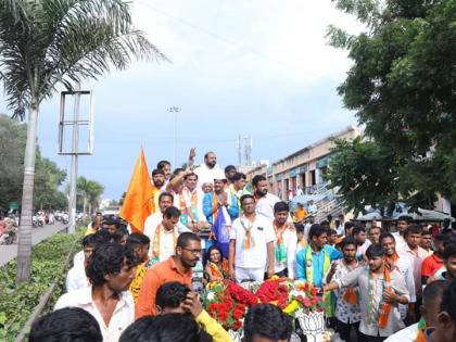 Maharashtra Election 2019 - For the first time a big rally of protesters in Baramati; This is the name of the transformation - Gopichand Padalkar | बारामतीत पहिल्यांदाच विरोधकांची मोठी रॅली; ही तर परिवर्तनाची नांदी - गोपीचंद पडळकर 