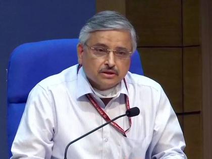 Trending News: DR. Randeep Guleria Retirement Today: big responsibility during Corona Pandemic! Who is AIIMS Director Randeep Guleria Emotional moment | DR. Randeep Guleria Retirement Today: कोरोना काळात मोठी जबाबदारी पेलली! डॉक्टर आज रिटायर होतायत; ओळखला का?