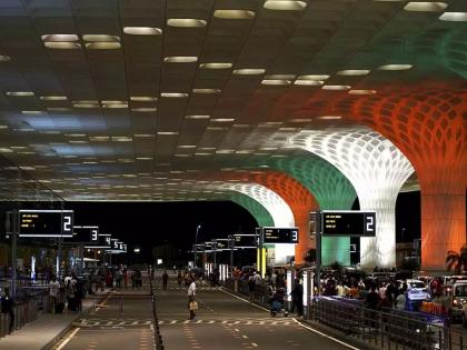 Daily use of 18,000 units of solar energy at Mumbai Airport | मुंबई विमानतळावर दररोज १८ हजार युनिट सौरऊर्जेचा वापर