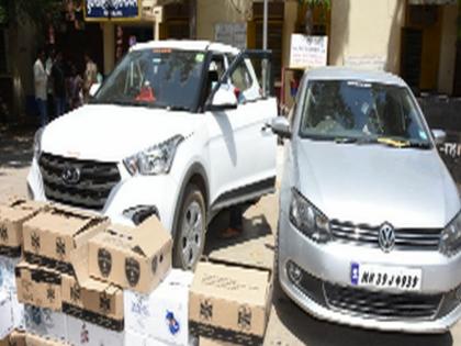  14 lakhs of liquor is seized with two vehicles | दोन वाहनांसह १४ लाखांचा मद्यसाठा जप्त