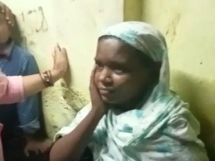 A woman was brutally beaten as a child thief in Malvani area of Malad | बाळचोर समजून महिलेला बेदम मारहाण; मालाडच्या मालवणी परिसरातील प्रकार