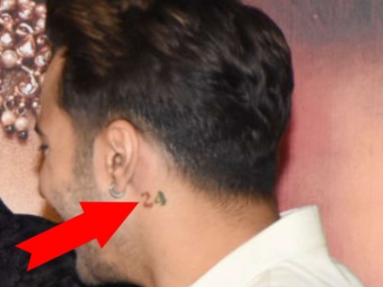 kalank teaser launch varun dhawan tattoo 24 just hint at his wedding date or birthday | वरूण धवनच्या कानाखाली दिसला ‘24’चा टॅटू; काय आहे रहस्य?