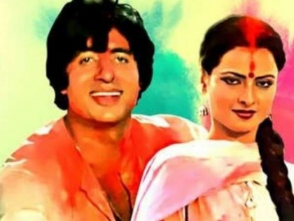 Holi 2020 : Raj Kapoor's Holi bash gave us the iconic song Rang Barse-ram | Holi Special : राज कपूर यांच्या ‘होळी’ची देण आहे ‘रंग बरसे ’ हे आयकॉनिक गाणे, वाचा इंटरेस्टिंग किस्सा