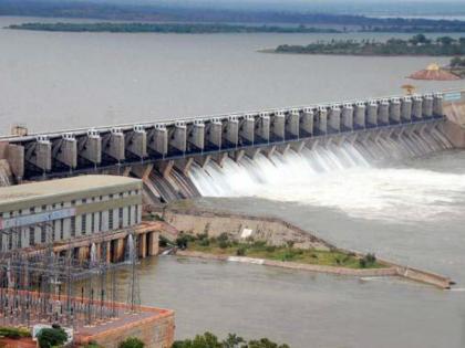 With the increase of water flow, 20 dams of Alatti Dam are opened | पाण्याचा प्रवाह वाढल्याने आलमट्टी धरणाचे २० दरवाजे उघडले