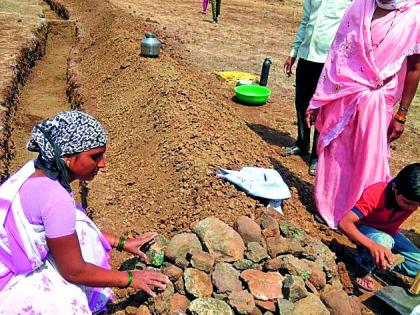 The struggle of the villagers against drought is inspiring-day | दुष्काळाविरुद्ध गावक-यांचा संघर्ष प्रेरणादायी-सपकाळ