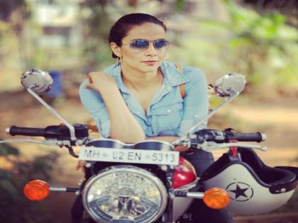 Birthday Special : बाईकवेड्या गुल पनागचे 10 खास फोटो आणि 10 खास गोष्टी