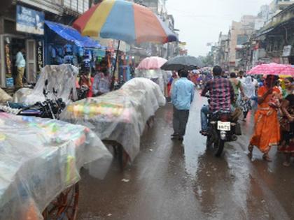 'Virajan' of rain at Diwali festival | दिवाळी सणावर पावसाचे ‘विरजण’