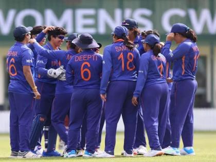 India in final for eighth time; Women's Asia Cup; Defeated Thailand by 74 runs | भारत आठव्यांदा अंतिम फेरीत; महिला आशिया चषक; दुबळ्या थायलंडला ७४ धावांनी नमवले