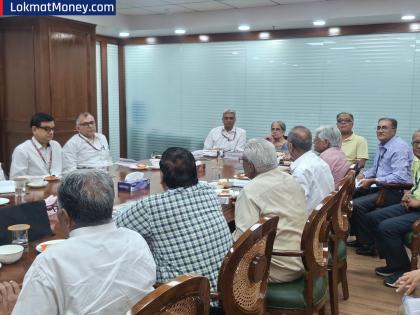 ८व्या वेतन आयोगाची दिल्लीत महत्वपूर्ण बैठक; पगार अन् फिटमेंट फॅक्टरवर सखोल चर्चा... - Marathi News | 8th Pay Commission meeting in Delhi; In-depth discussion on salary and fitment factor... | Latest business News at Lokmat.com