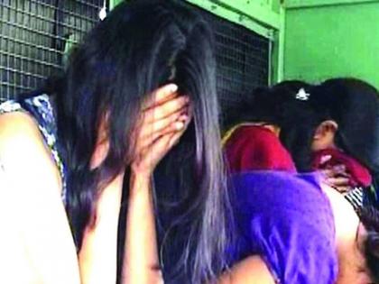 Sex Racket In Mumbai: Secret rooms in a house in Mumbai, 26 young women were resqued; Big sex racket busted | Sex Racket In Mumbai: मुंबईत घरात गुप्त खोल्या, २६ तरुणींना बाहेर काढले; मोठे सेक्स रॅकेट उद्ध्वस्त