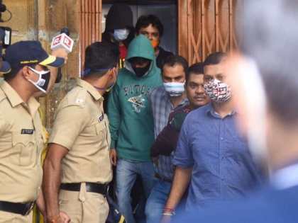 Sushant Singh Rajput house help moves Bombay high court, seeks compensation of ₹10 lakh for ‘illegal detention’ by NCB | सुशांतच्या घरी काम करणाऱ्या दीपेश सावंतने थेट NCB वर ठोकला 10 लाखांचा दावा, हायकोर्टात याचिका