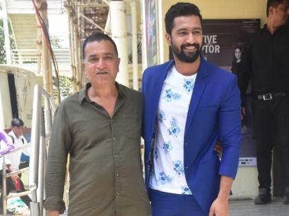 bollywood-actor-vicky-kaushal-talk-about-father-struggling-days | 'स्वत:ला पेटवून घेत १० व्या मजल्यावरुन उडी मारली,' विकी कौशलने सांगितला वडिलांचा 'तो' प्रसंग