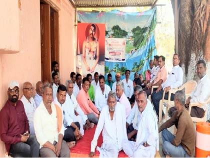 Gram Panchayat's resolution against the decision to sell wine in shop; The villagers also started a hunger strike | वाईन विक्रीच्या निर्णयाविरोधात ग्रामपंचायतेचा ठराव; ग्रामस्थांनीही केले अन्नत्याग आंदोलन