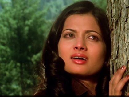 film love story actress vijayta pandit unknown facts | 80 च्या दशकात या अभिनेत्रीने दिले होते ब्लॉकबस्टर सिनेमे, लग्नानंतर अ‍ॅक्टिंग सोडून बनली होती सिंगर
