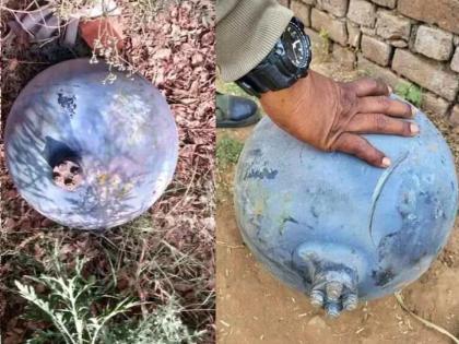 Gujarat after Maharashtra! Mysterious balls fell in three places from space; People said Alians space debris | महाराष्ट्रानंतर गुजरात! अंतराळातून तीन ठिकाणी रहस्यमयी गोळे पडले; लोक म्हणाले...