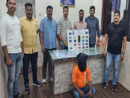  A fraudster has been arrested by exchanging ATM cards  | एटीएम कार्डची अदलाबदली करून फसवणूक करणाऱ्याला गुन्हेगाराला अटक 