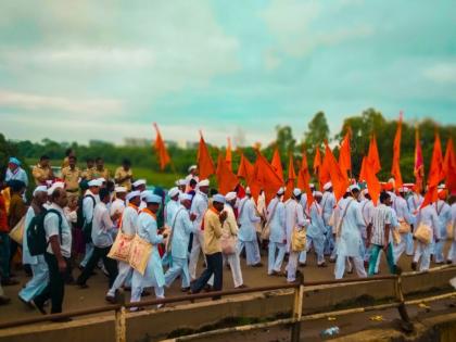 treatment of seven lakh Warakari in Ashadhi Wari | Ashadhi Wari: 'आरोग्याची वारी, पंढरीच्या दारी', आषाढी वारीत सात लाख वारक-यांवर उपचार