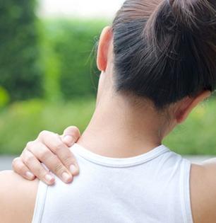 7 Yoga Poses For Shoulder Pain : Tired of working on a laptop all day? Follow these 7 easy exercises for instant relief in 10 minutes