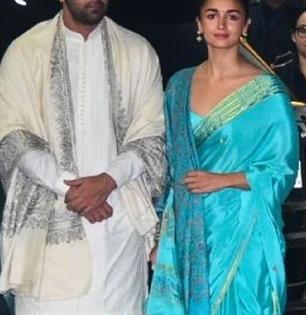 पाहा अयोध्येत आलिया भटने नेसलेल्या साडीची खासियत; सिंपल दिसणाऱ्या साडीची स्पेशल गोष्ट...