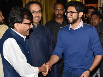 Vidhan Sabha Election 2019: Shiv Sena MP Sanjay Raut praises Aaditya Thackeray, taunts BJP | Video: ...मग आम्हीही म्हणू 'हाउडी अ‍ॅडी'; संजय राऊत थेट पोहोचले अमेरिकेला!