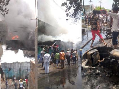 Agarbatti factory catches fire in yashodharanagar area of Nagpur | Video : भरवस्तीमधील अगरबत्ती कारखाना आगीत खाक; अग्निशमनच्या ८ बंबांनी आणले नियंत्रण