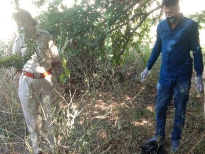 Seed company employee commits suicide by strangulation; Followed by a police dog | बियाणे कंपनीच्या कर्मचाऱ्याची गळफास लावून आत्महत्या; पोलिसांच्या श्वानाने काढला मार्ग