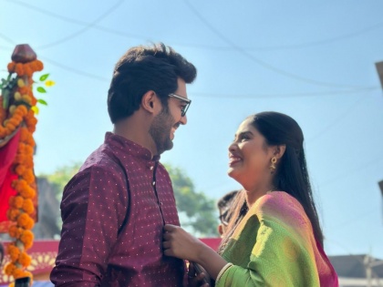 The love relationship between Akash and Vasu is blossoming in the serial 'Punha Kartavya Aahe' | 'पुन्हा कर्तव्य आहे' मालिकेत फुलतंय आकाश आणि वसूमध्ये प्रेमाचं नातं