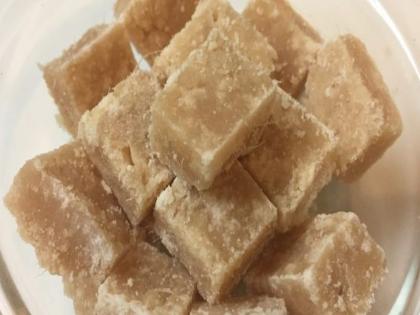 Receipe Of Aalepak or Ginger candy | झटपट तयार करा आरोग्यदायी आलेपाक!