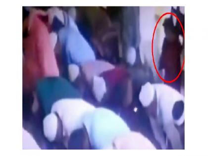 man dies by heart attack while offering namaz at mosque | Nagpur | नमाज अदा करताना 'तो' अचानक खाली कोसळला अन्..