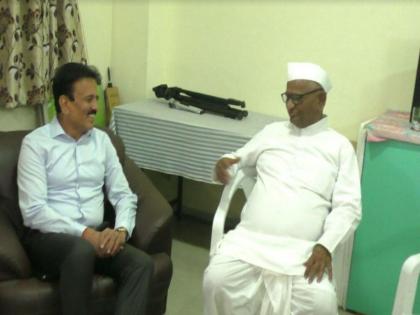 girish mahajan failed to convince, anna hazare firm on fast in delhi | गिरीश महाजनांची राळेगण वारी निष्फळ, २३ मार्चपासून उपोषणाच्या निर्धारावर अण्णा ठाम