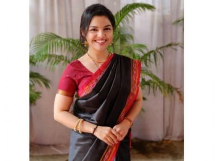 marathi actress singer Aarya ambekar share her funny video on instagram | 'लहान तोंडी खूपच मोठा घास'; आर्या आंबेकरची 'ती' पोस्ट चर्चेत