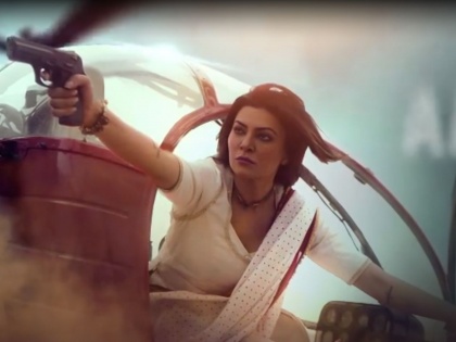 Sushmita Sen's energetic entry from Chopper; Motion poster release of 'Arya 2' | चॉपरमधून सुष्मिता सेनची दमदार एंट्री; 'आर्या२’चे मोशन पोस्टर रिलीज