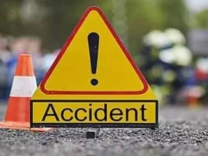 A terrible accident in Assam 14 people died in a bus-truck collision, people were going for a picnic | आसाममध्ये भीषण अपघात! बस-ट्रकच्या धडकेत १४ जणांचा मृत्यू, पिकनिकला जाताना घडली घटना