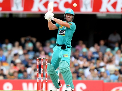 Video : 10 wickets for 36 runs: AB de Villiers starrer Brisbane Heat suffer epic collapse in Big Bash League | Video : एबी डिव्हिलियर्सच्या संघाची सपशेल शरणागती, 36 धावांत 10 फलंदाज परतले तंबूत 