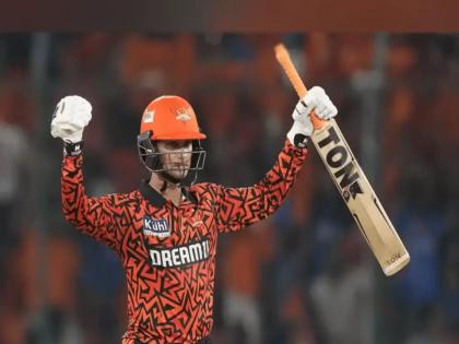 Sunrisers Hyderabad's Abhishek Sharma scored a 25-ball century in Shere-Punjab T20   | ४ चौकार अन् १४ षटकार! अभिषेक शर्माचा सुपर शो कायम; २५ चेंडूत झळकावले शतक