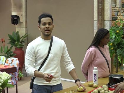 Bigg Boss Marathi 4, Day 10: Akshay made a different request to Bigg Boss! | Bigg Boss Marathi 4, Day 10 : बिग बॉसकडे अक्षयने केली एक आगळीवेगळी मागणी !