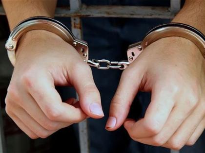 Arrest of hardened criminal who escaped from Covid Center | कोविड सेंटरमधून पळालेल्या अट्टल गुन्हेगारास अटक