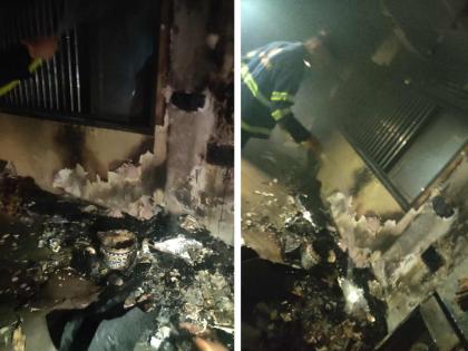 air conditioner caught fire Home materials burned A shocking incident happened in the Diva | वातानुकुलित यंत्राला आग; घरातील साहित्य जळाले! दिव्यात घडला धक्कादायक प्रकार