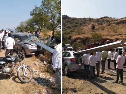 Death watched closely; The driver lost control at the turn, the iron railing went over the car | मृत्यू जवळून पाहिला; वळणावर चालकाचा ताबा सुटला, लोखंडी रेलिंग कारच्या आरपार गेली